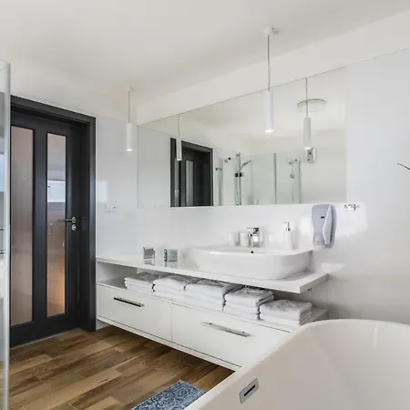 Maralak Hotel Kuncice pod Ondrejnikem